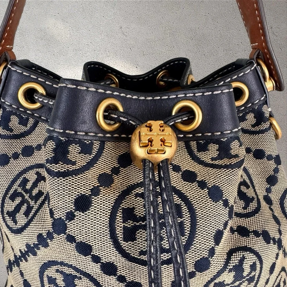 Tory Burch tory burch